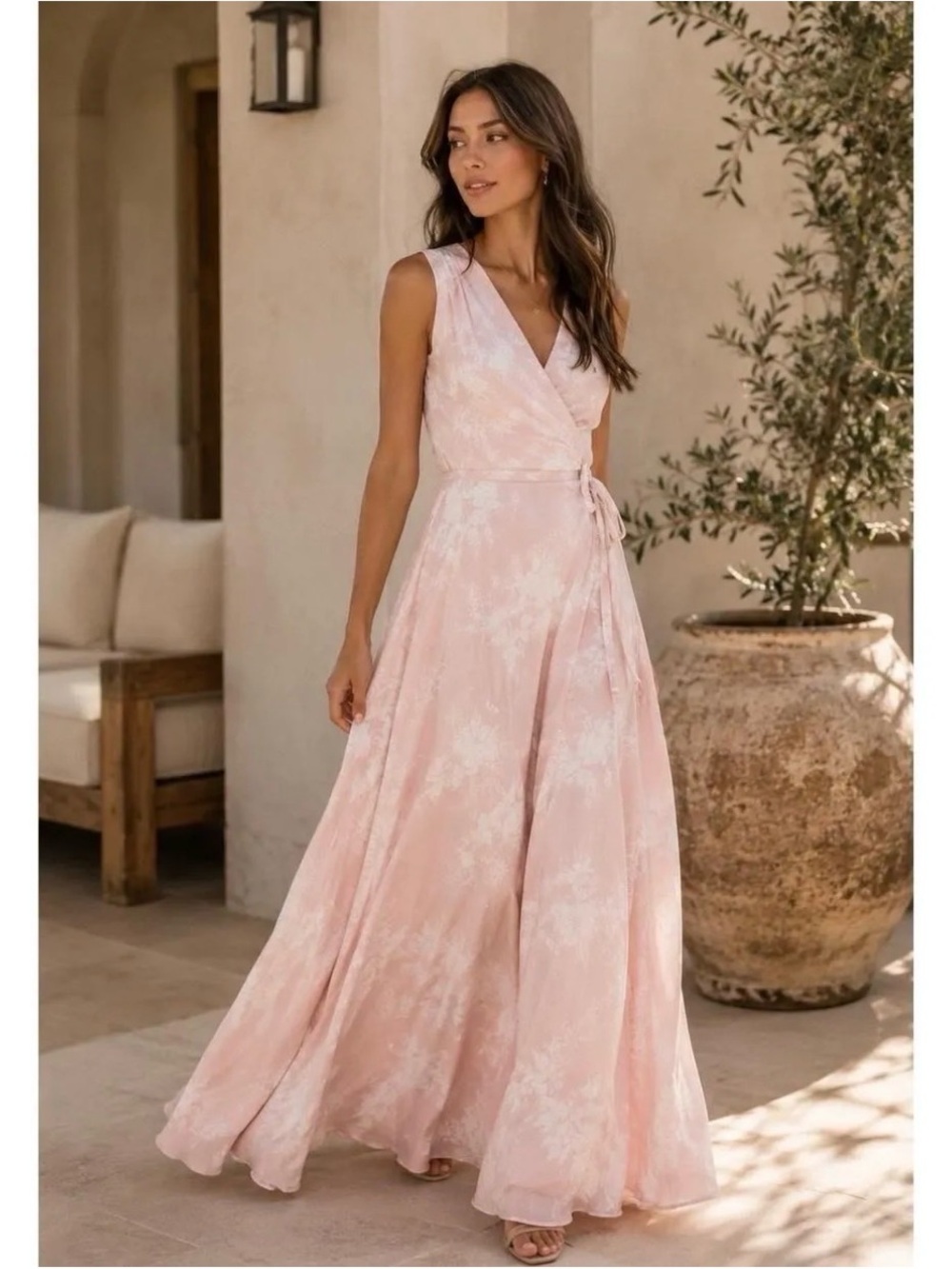 BHLDN Foral Dance Rosette
Sashay Away Maxi Dress Medium
MSRP $258